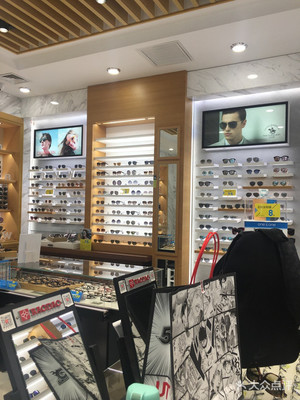 寶島眼鏡北京國展店 專業品質，貼心服務，為您點亮清晰視界